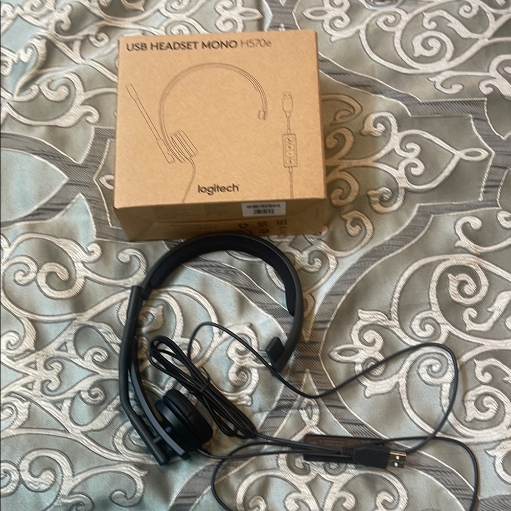 Logitech H570e Black USB Headset